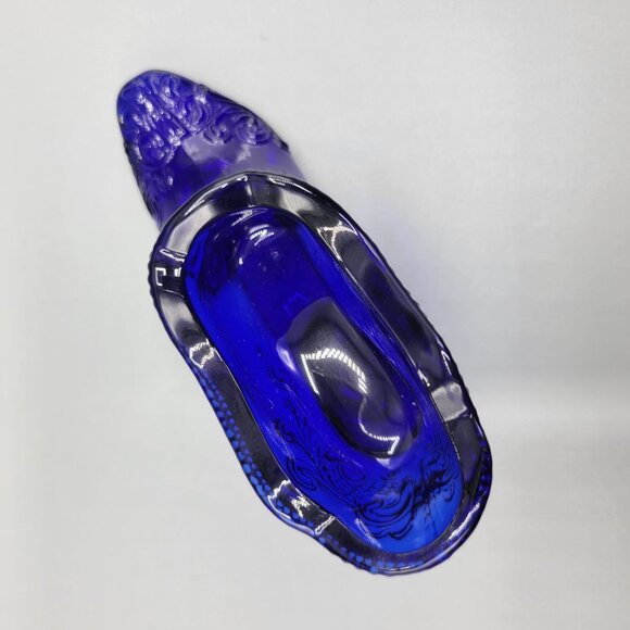 Vintage Cobalt Blue Glass Shoe Figurine Scroll & Bow Detailing Collectible - Picture 9 of 13
